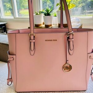 Michael Kors large tote bag pink